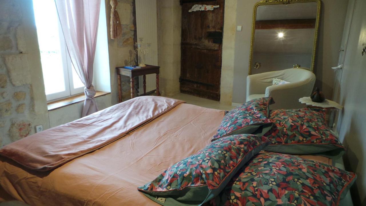 Chambre D'Hotes Le Paon Blanc Monprimblanc Exterior photo